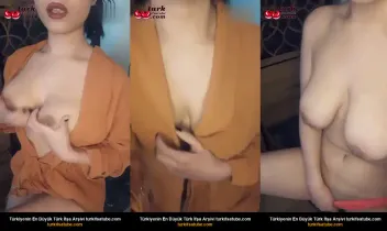 Tango Elif ifşa Esmer bayan çıplak amcık ovaladı