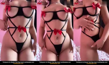 Tusem Tuğçe Çıkmaz Çamaşırlarıyla Gösteri Yapıyor